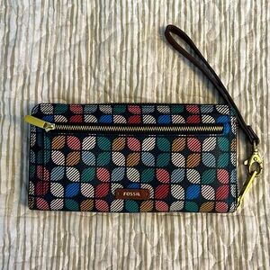 Fossil zip around wallet/ clutch